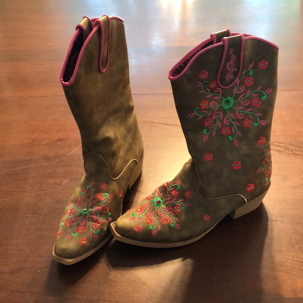 Girls Blazin Roxx cowboy / cowgirl boots - size 4